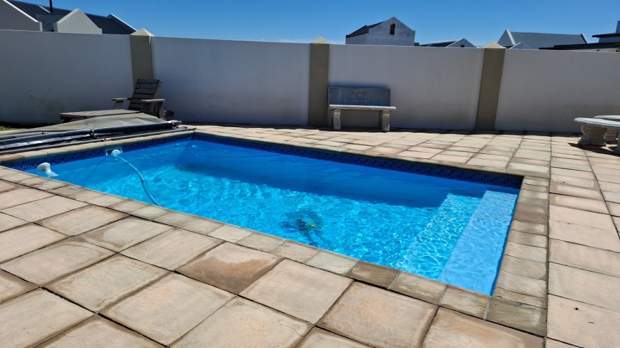 3 Bedroom Property for Sale in Witsand Western Cape
